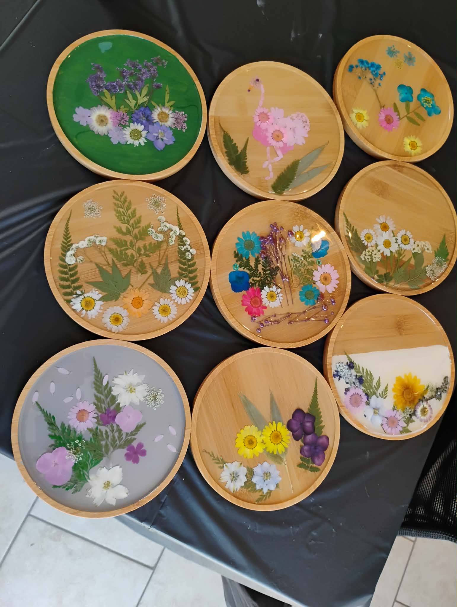 resin floral tray workshops at VineGogh